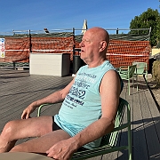 052 Even bijkomen hoor en genieten van de nu al warme zon